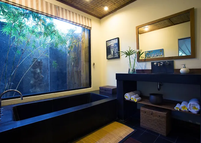 Mango Tree Bali Villa *