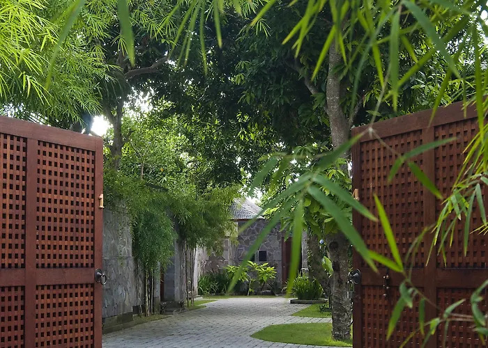 Mango Tree Bali Villa